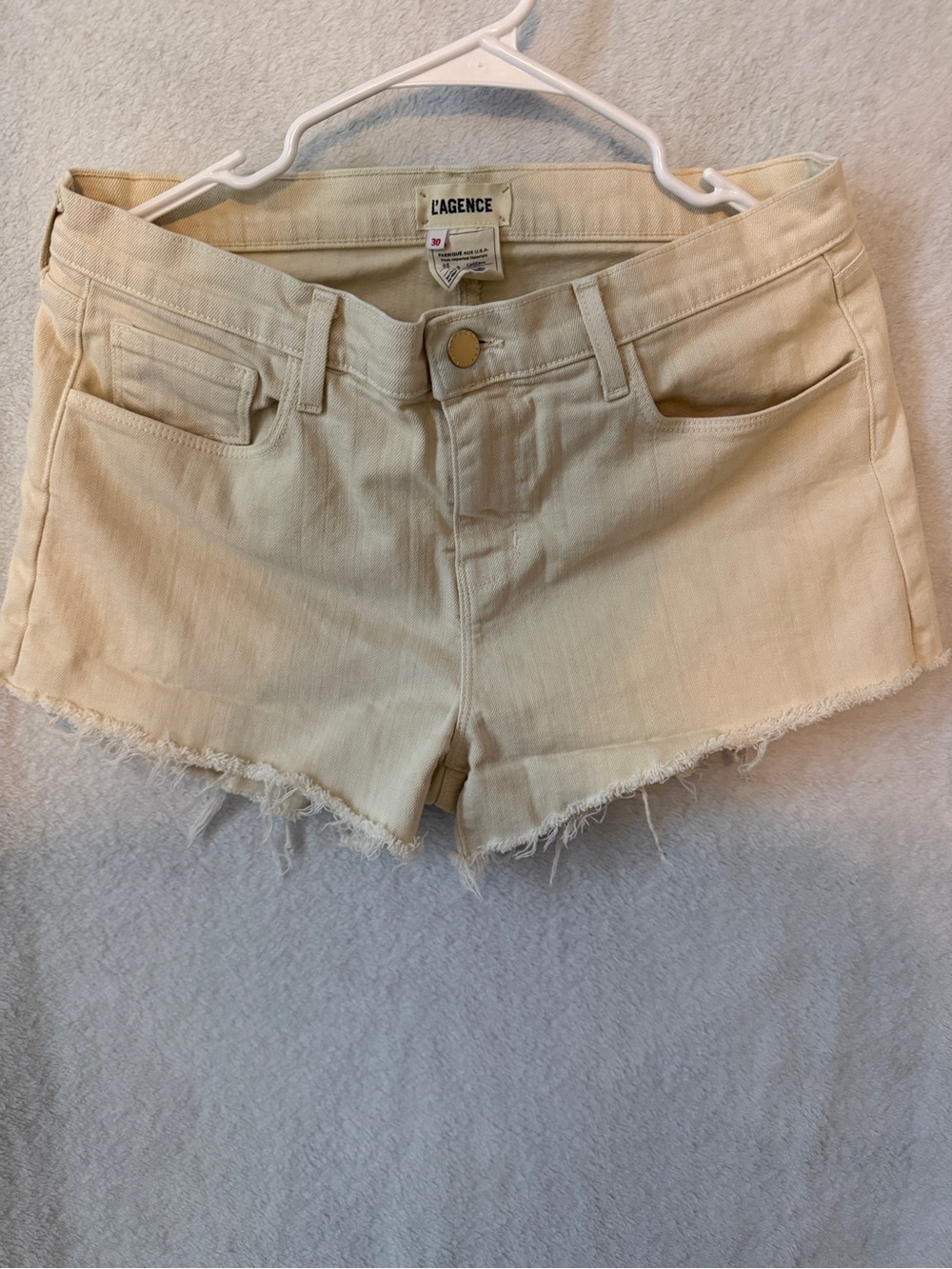 L'AGENCE Cream Frayed Hem Denim Cutoff Shorts